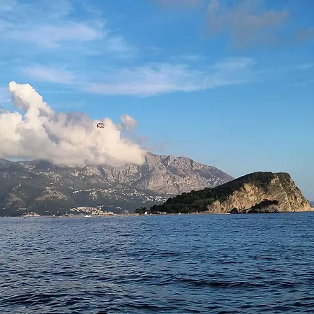 Onia Collection With A Pool Appartement Budva